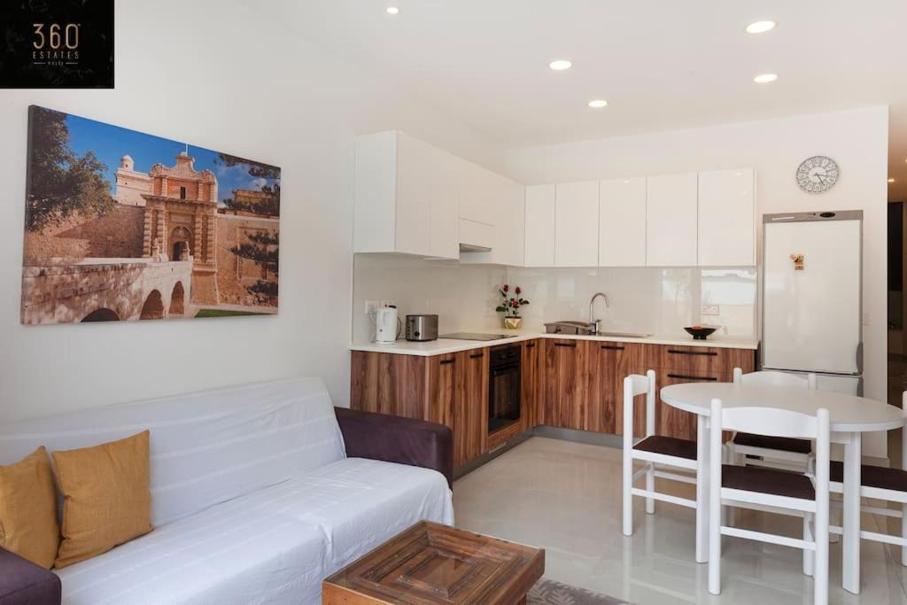 Gzira Comfy Apt With Terrace, 5 Mins To Sliema Ferries By 360 Estates מראה חיצוני תמונה