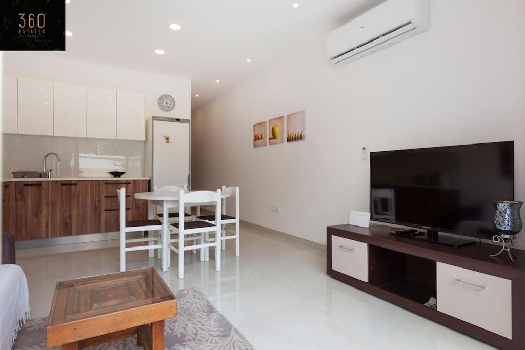 Gzira Comfy Apt With Terrace, 5 Mins To Sliema Ferries By 360 Estates מראה חיצוני תמונה